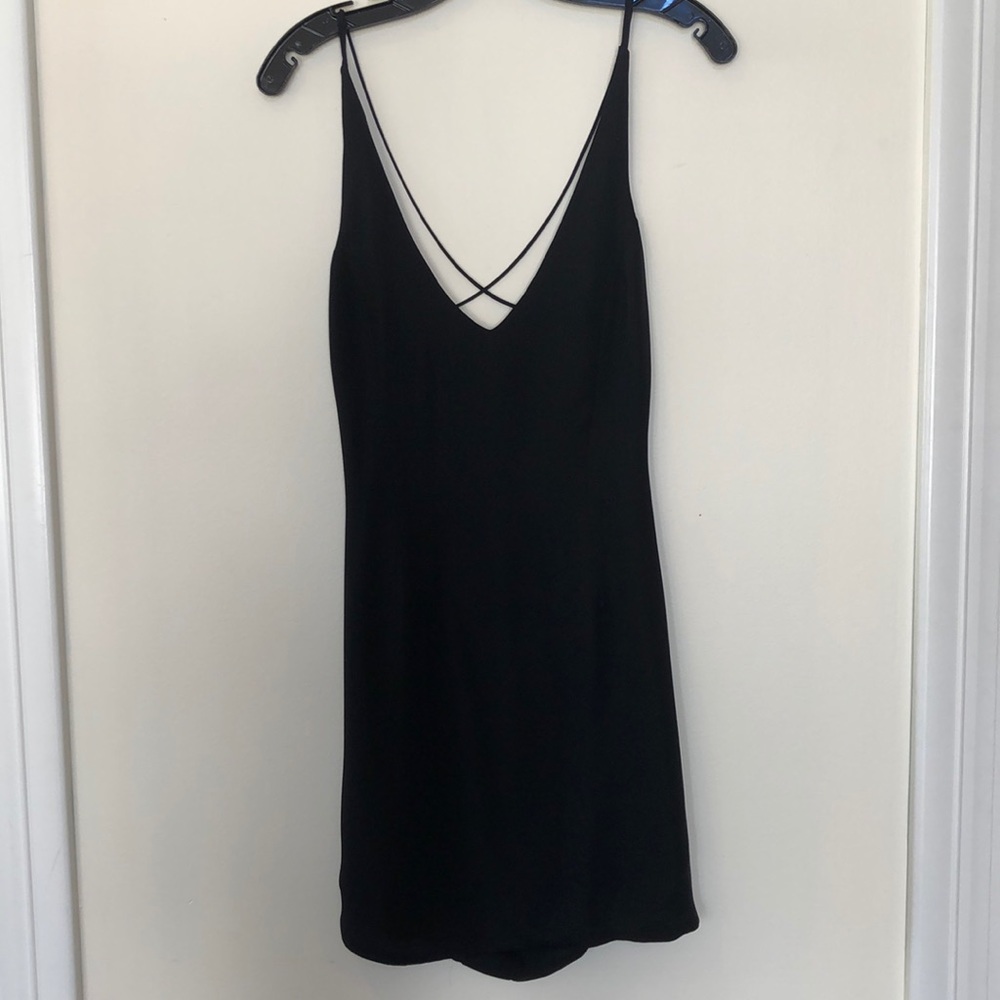 Black 100% silk Olcay Gulsen short dress